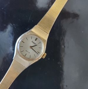 Pulsar goldtone wrist watch